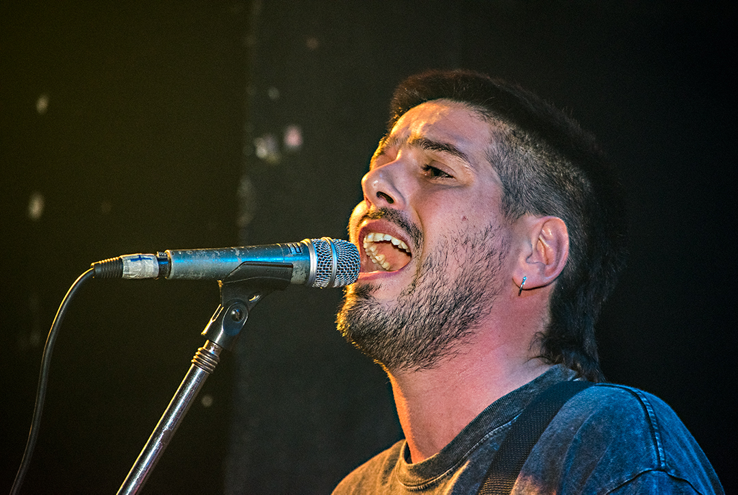 Se va el camello: historia, corazón y jarana