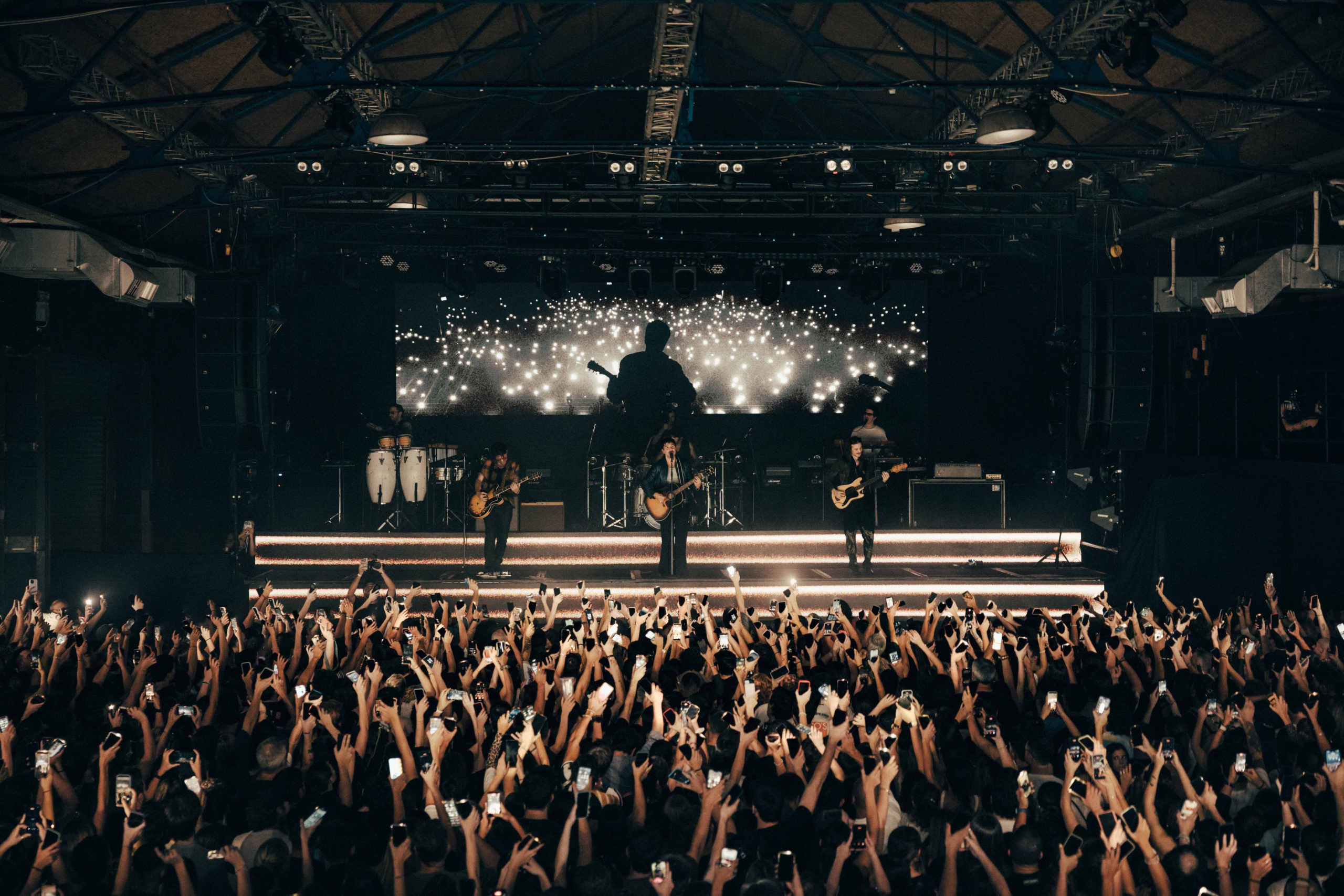 El Zar agota entradas en Complejo C y sorprende con un adelanto