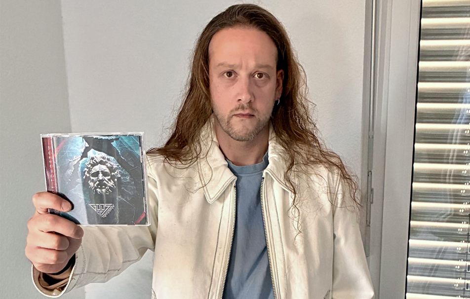 Gods of Tomorrow lanza edición física de su LP debut