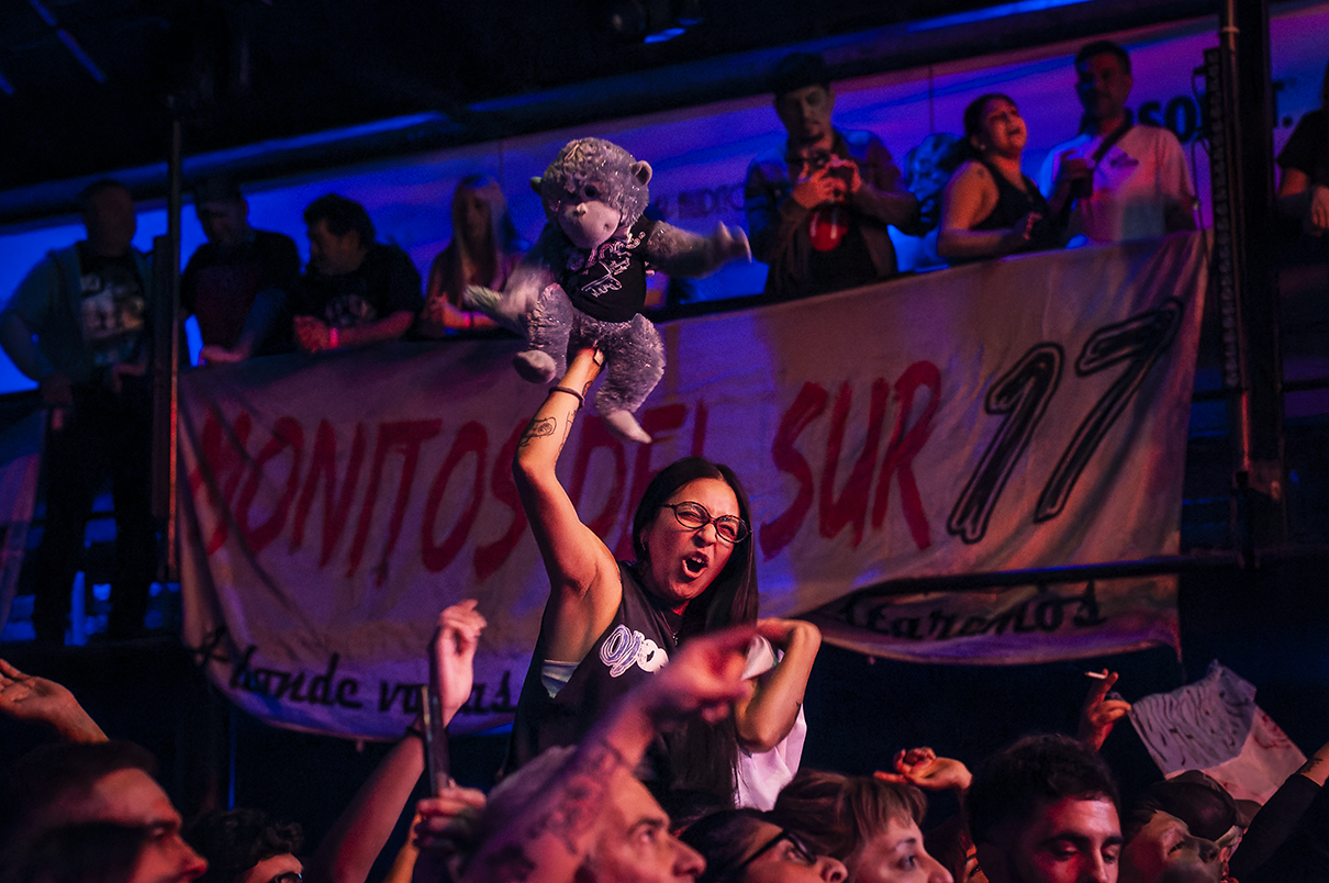 Ojos Locos, PIER y una comunión rockera en el sur